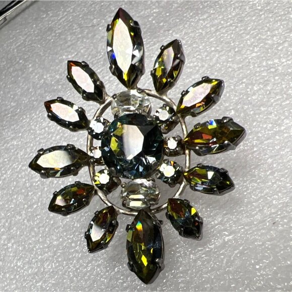 Vintage Givre Rhinestone Brooch Pin Faceted Smokey Sunburst Multicolor Silver To - Picture 10 of 10